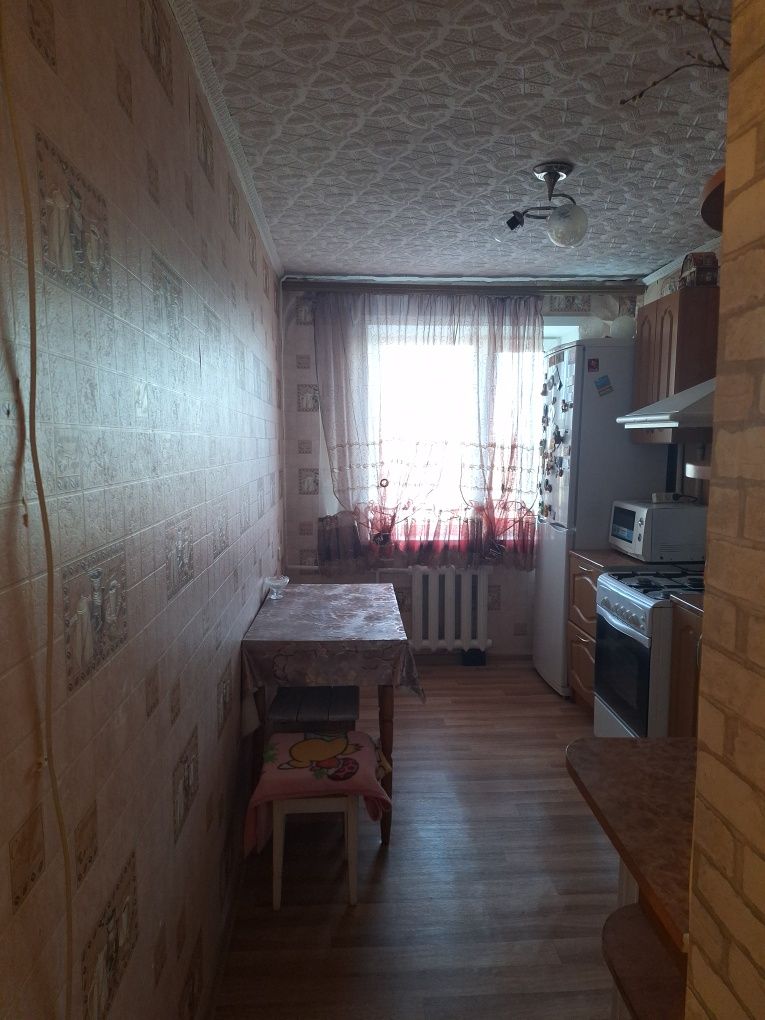 Сдаю квартиру 2 комнаты 5/5 на карбышева