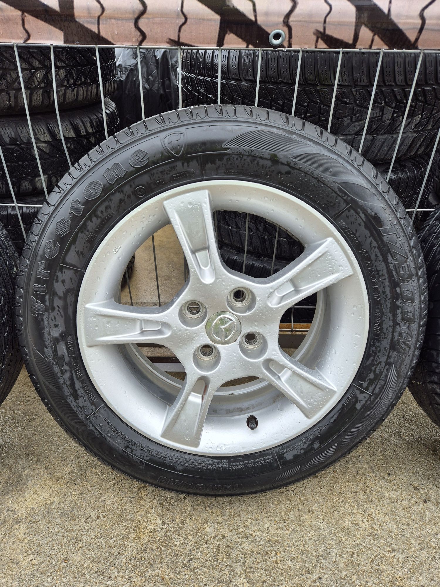 Джанти Enkei 15 цола, 4х100 , 6j , et45 , 195/60/15 Mazda  Toyota