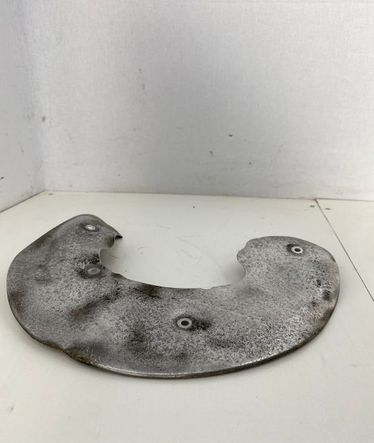 Protectie Metal Disc Frana   fata stanga - protectie stropire 8k06153