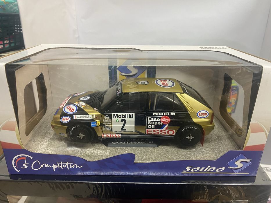 LANCIA DELTA HF INTEGRALE macheta auto scara 1:18 24 cm Solido