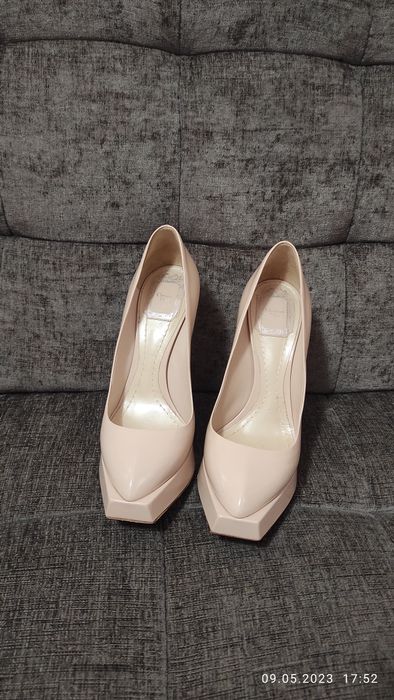 Туфли Кристиан Диор оригинал размер 38,5