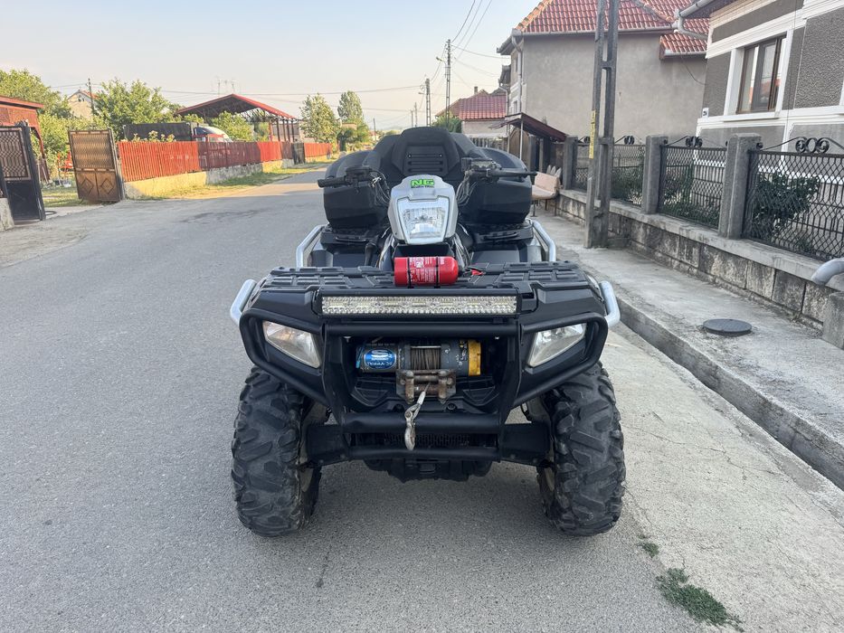 Atv Polaris 800 cu acte