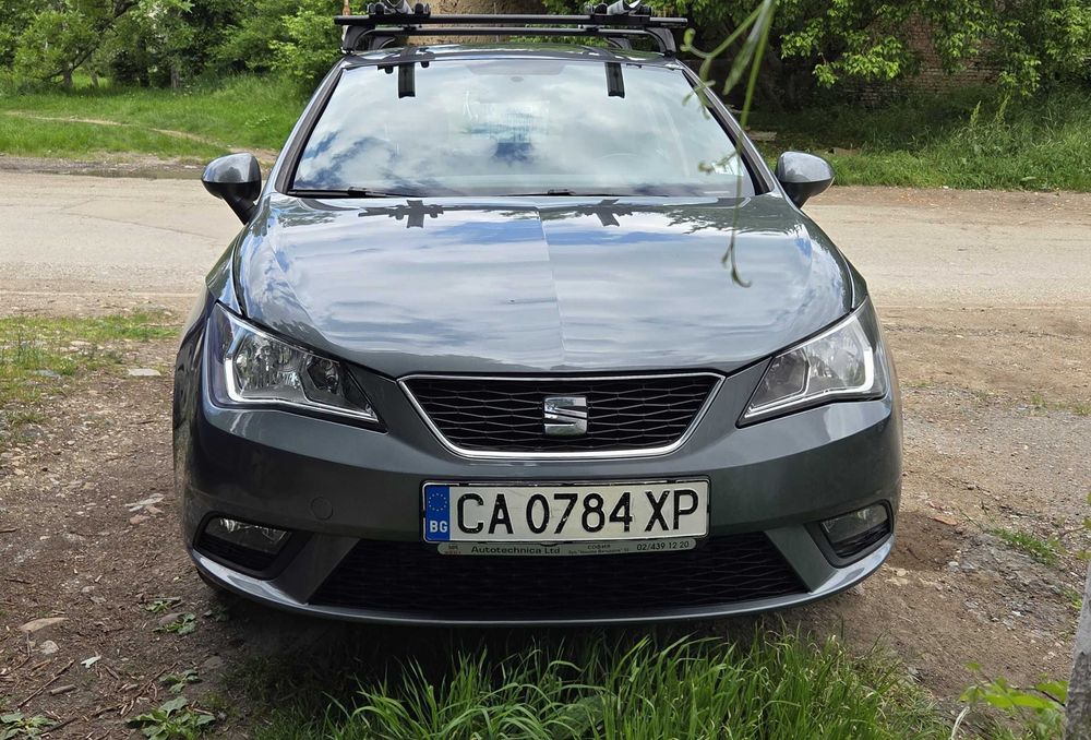 Лек автомобил Seat Ibiza 1.4 i