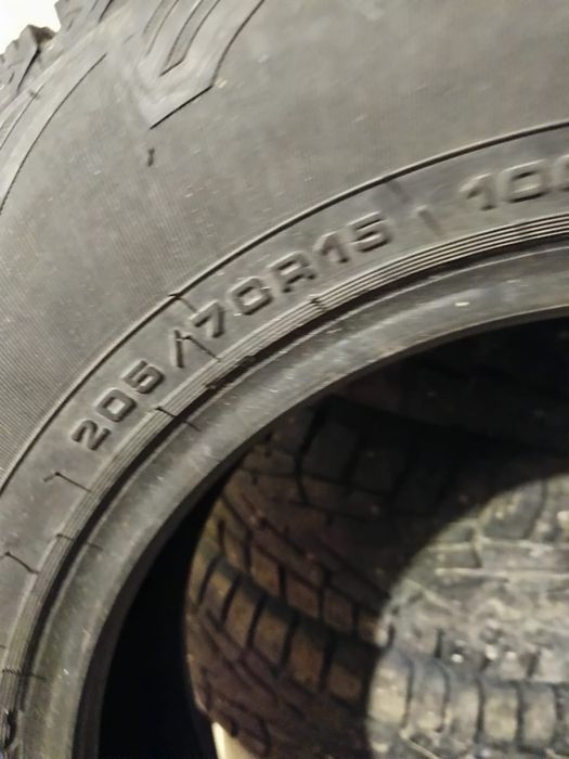 Зимние шины/резина 205/70R15