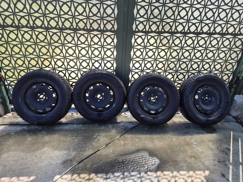 Set roti Octavia Tour iarna 195/65R15 M+S