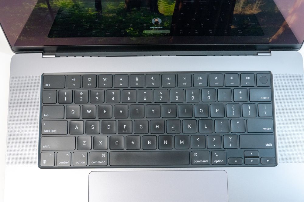 Macbook m1 max 32gb 1tb 16inch