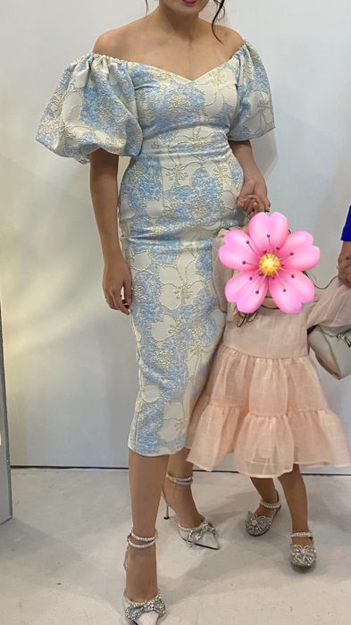 Продам шикарное платье от дизайнера Gaukhar Kassel