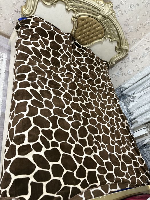 Спальная кровать