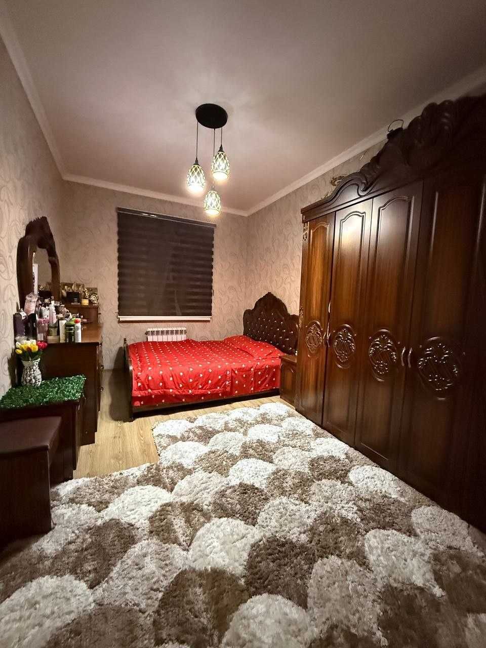Uy sotiladi 2xonalik 65 kvratlik