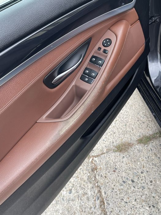 BMW Seria 5 / F10 / 518d / Luxury Line