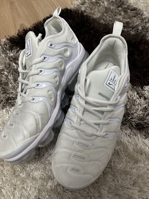 Nike Air Vapormax Plus alb