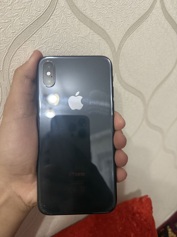 iPhone X.
