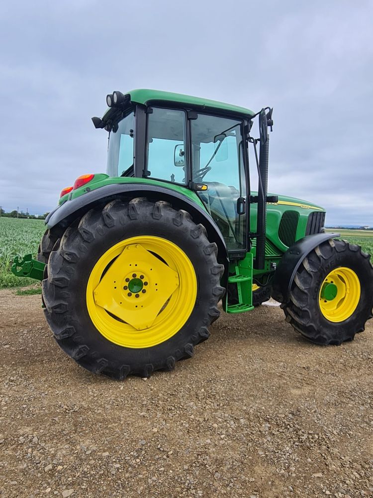John Deere 6220 recent adus