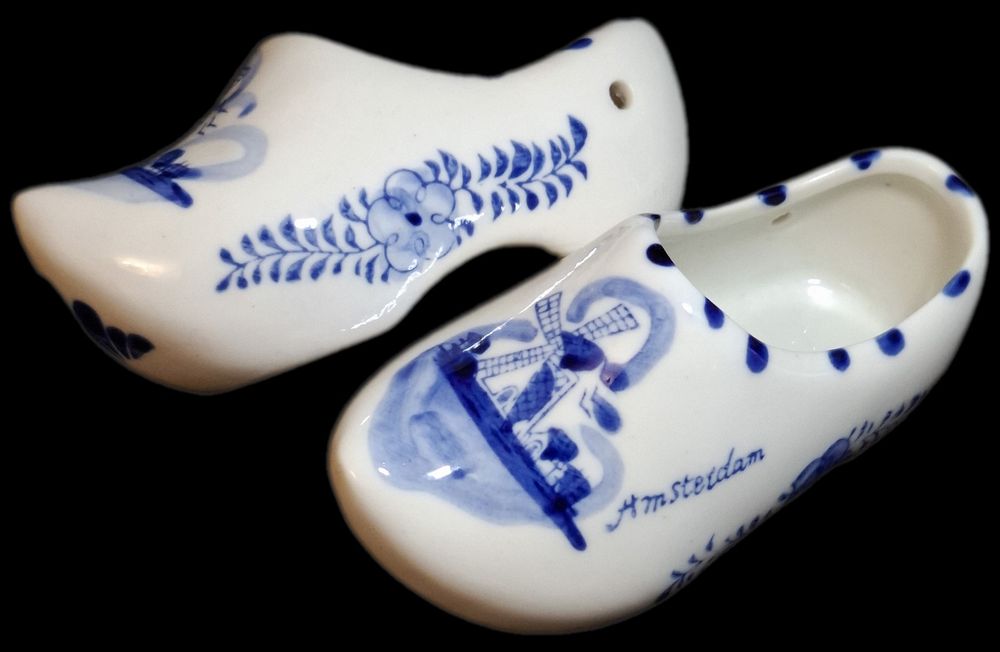 Фарфоровые статуэтки башмачки