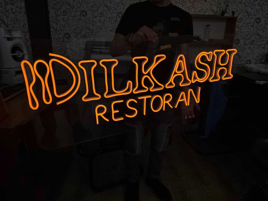 Neon belgilar Yuqori Sifatda