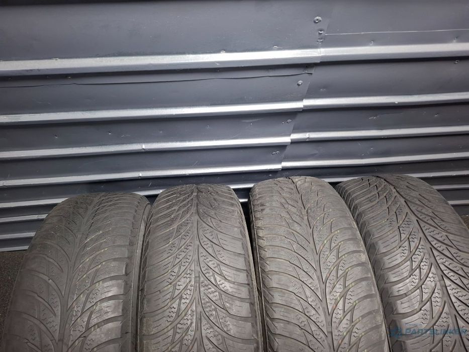 Jante de otel cu cauciucuri iarna 195/65 R15 VOLKSWAGEN CADDY IV Estate SAB, SAJ 2015 - 2020 2K0601027B