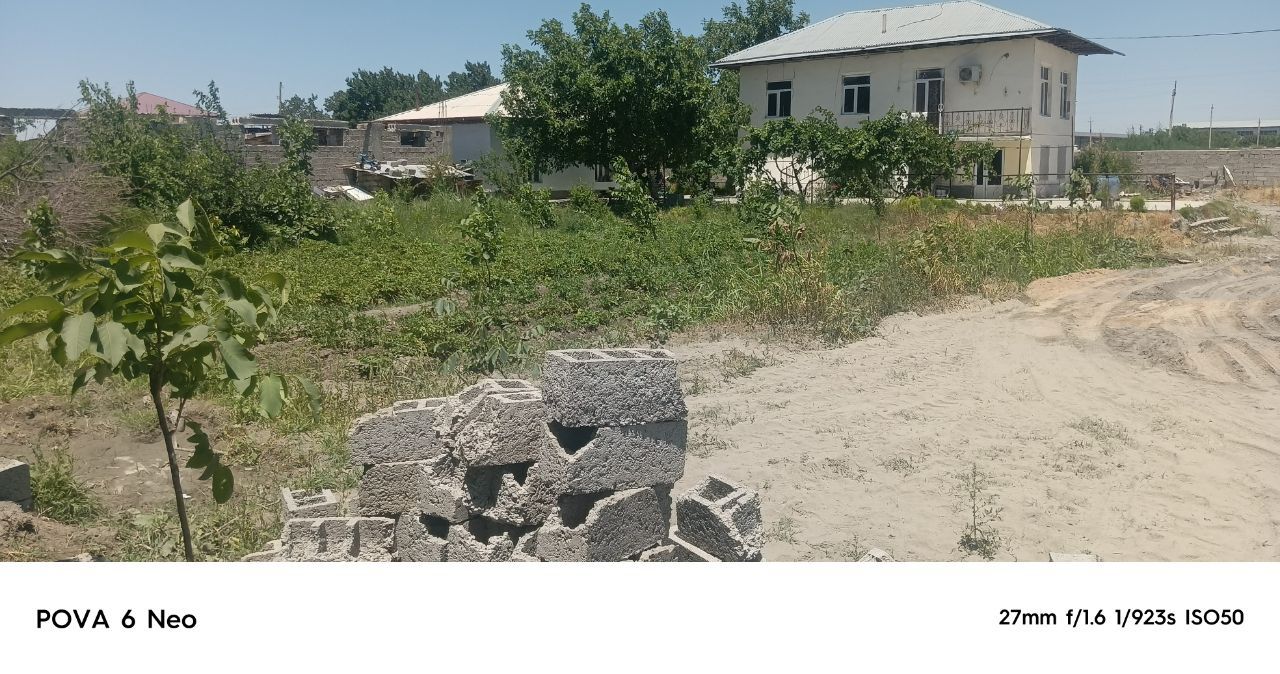 Дача ховли сотилади ишлапчикаришихам бор