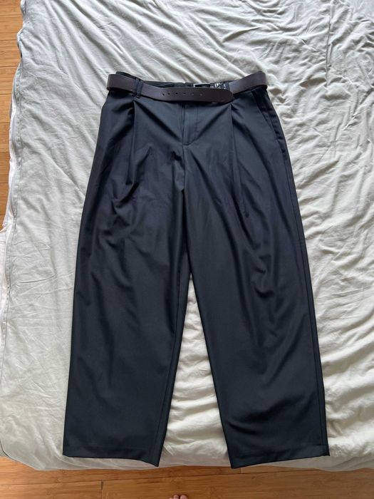 Брюки свободного кроя со складками ZARA р-EUR 44