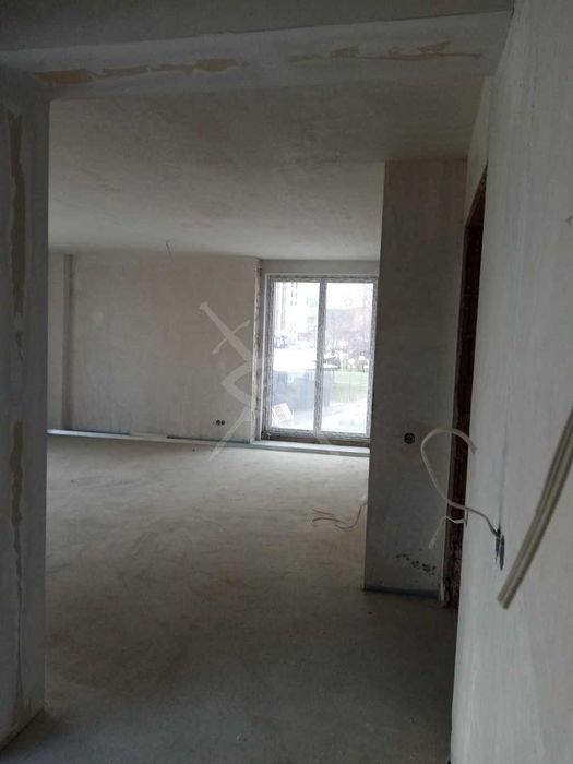 Продава се Тристаен апартамент в София, Хладилника - 162 кв.м за 2068 €/кв.м - Снимка #5