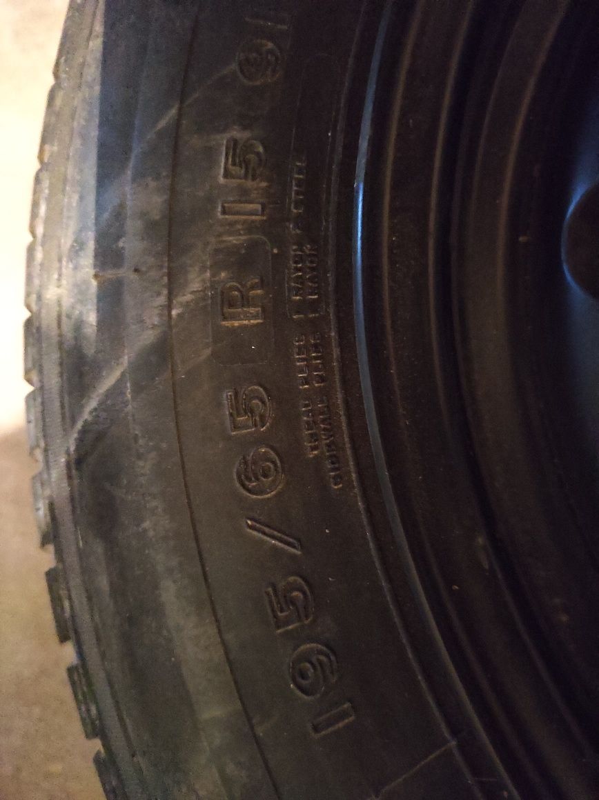 Резервна гума 195/65 R15