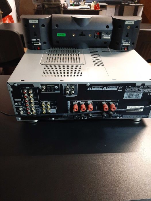 Sistem Audio/Video Multichannel Receiver Pioneer VSX-415