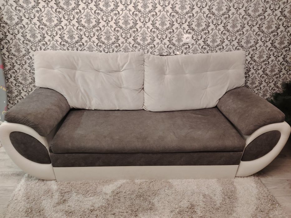 Диваны тройка в хорошем состоянии