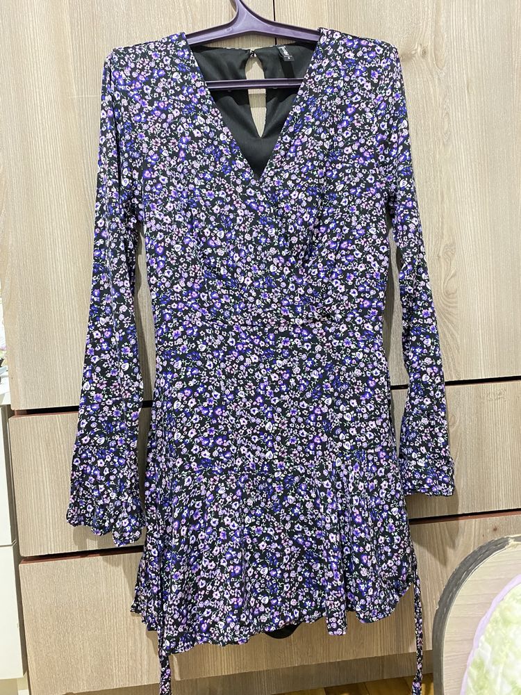 Платье (made in cambodia)