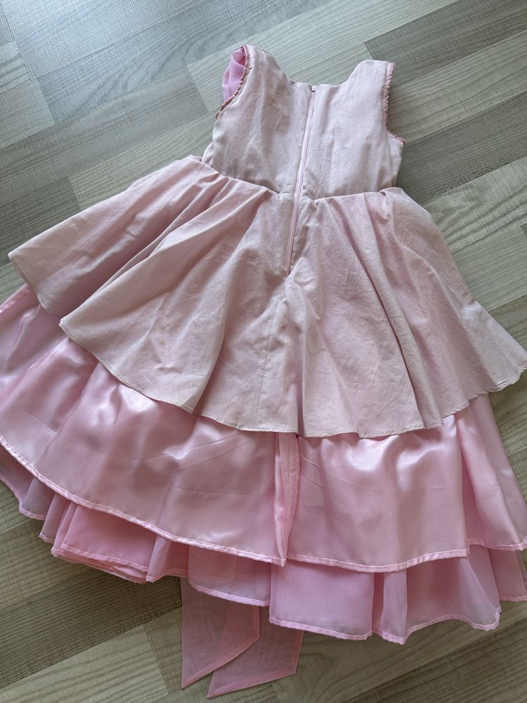 Rochie roz pentru fetite, 10-11 ani