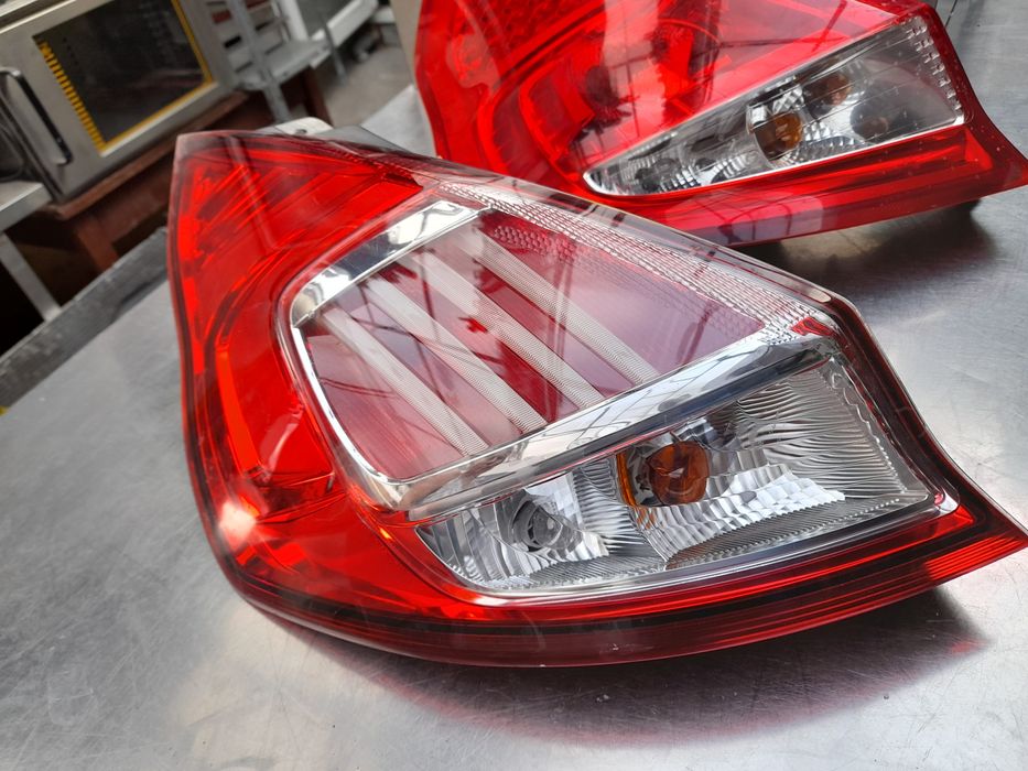 Стоп  форд фиеста Ford fiesta  1 бр 90лв