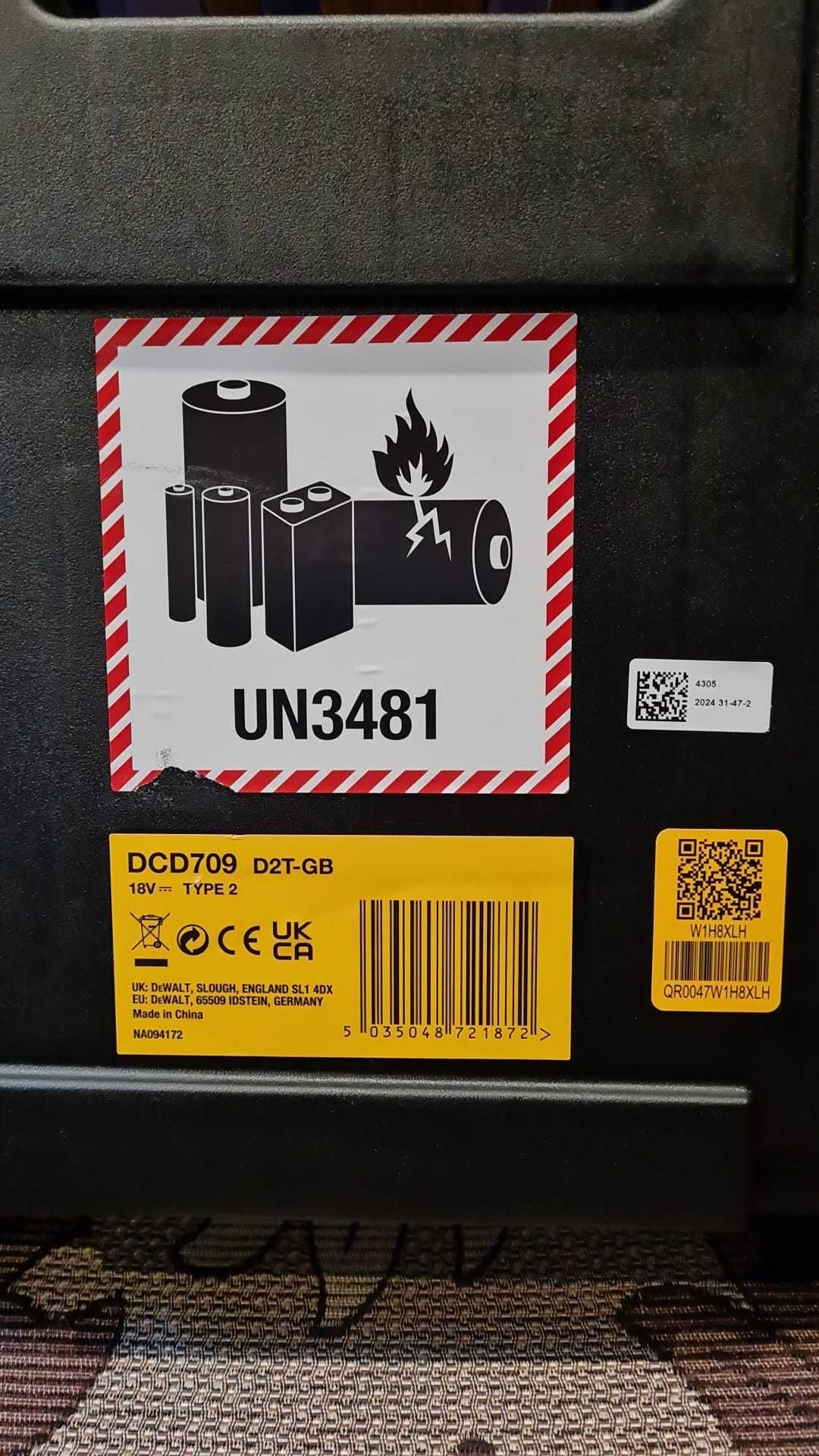 Винтовер DEWALT DCD709 D2T 18v