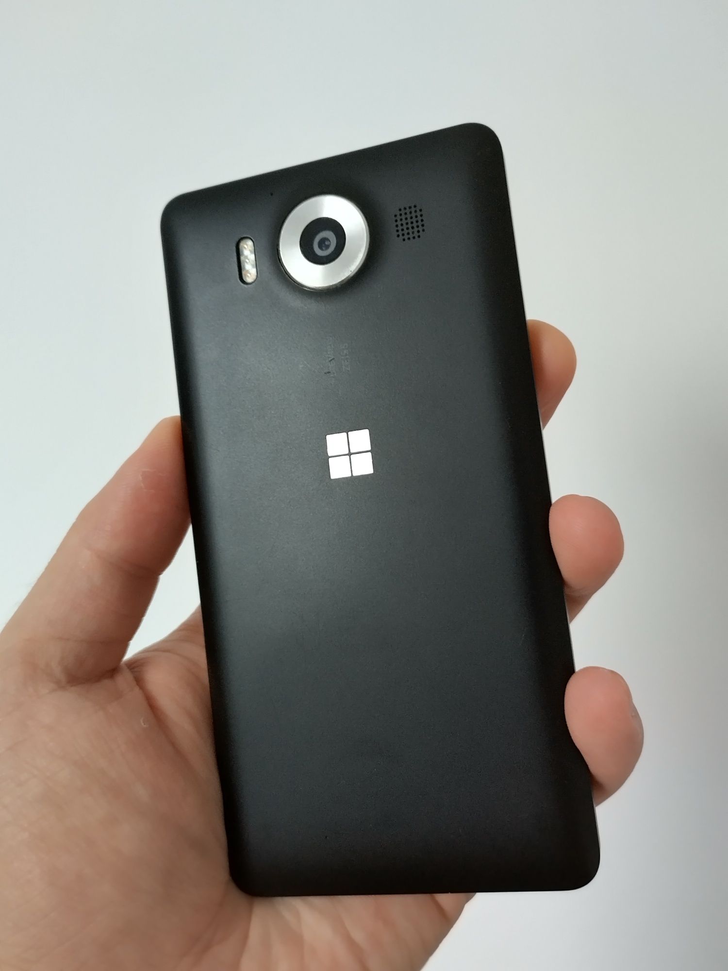 Telefon mobil Microsoft Lumia 950, Dual Sim, 32GB, 4G, Black