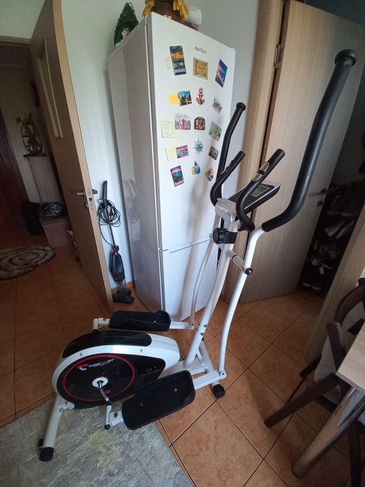 Bicicletă eliptică germană