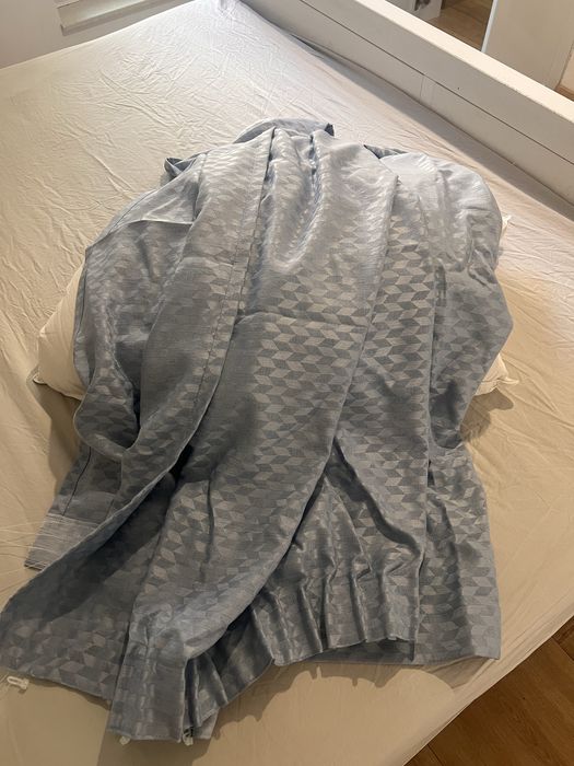 Draperii NOU albastru azur cu rejansa si carlige