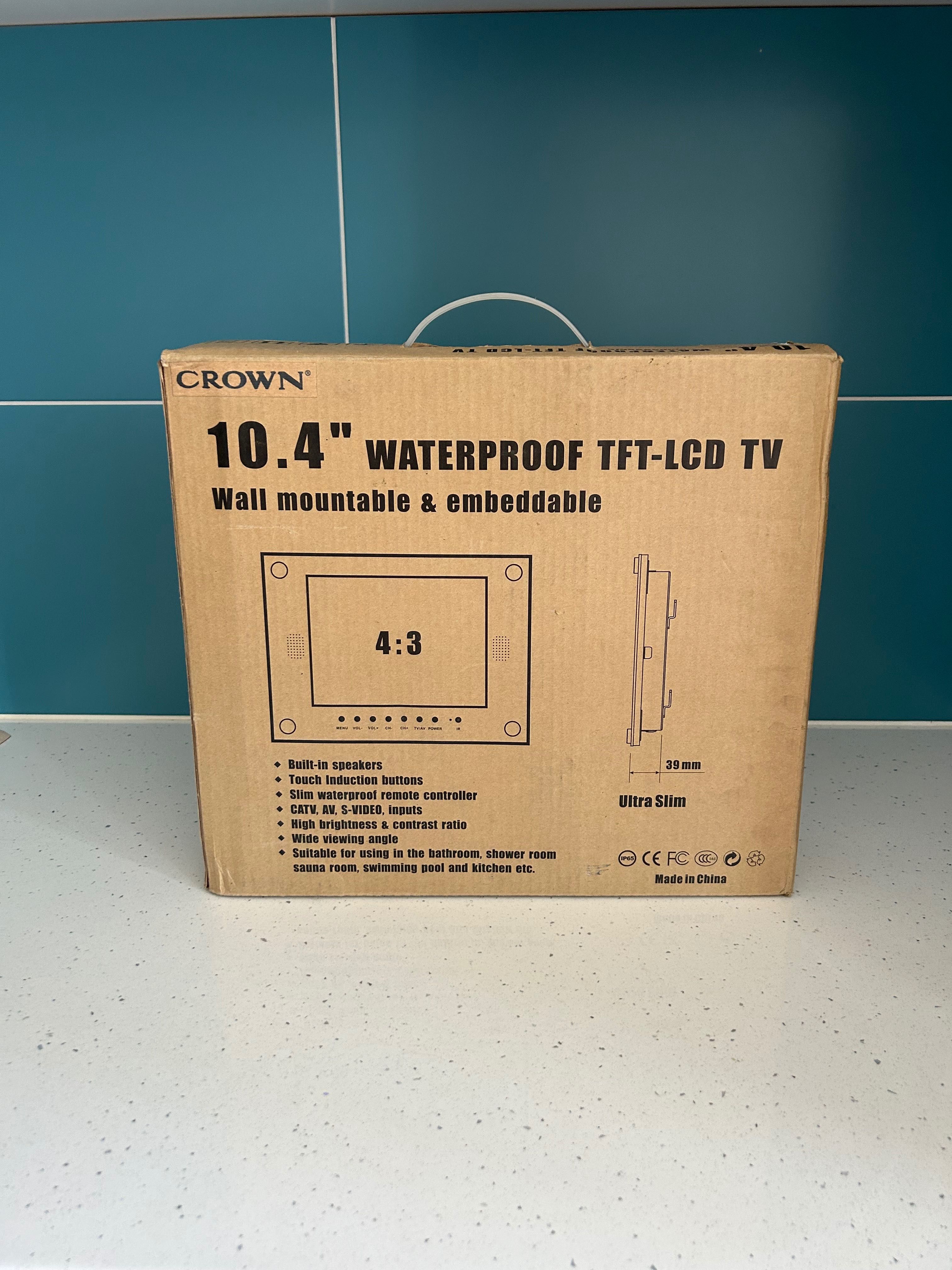 Crown 10.4″ Водоустойчив Телевизор – Идеален за Баня, Сауна, Кухня