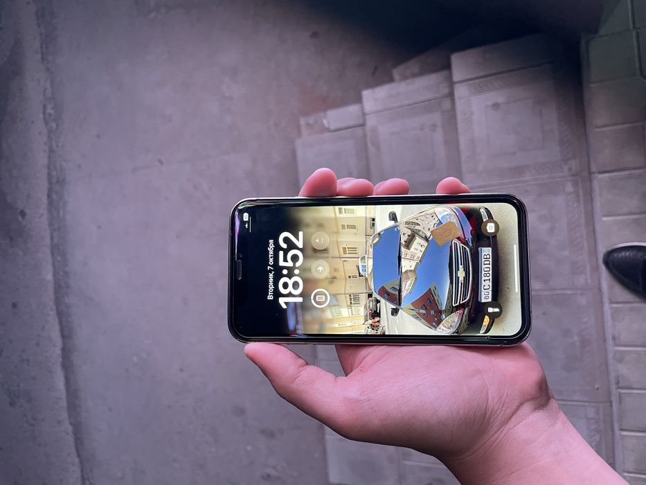 айфон хр 15 про сотилади