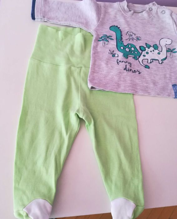 Бебешки дрешки за момиче