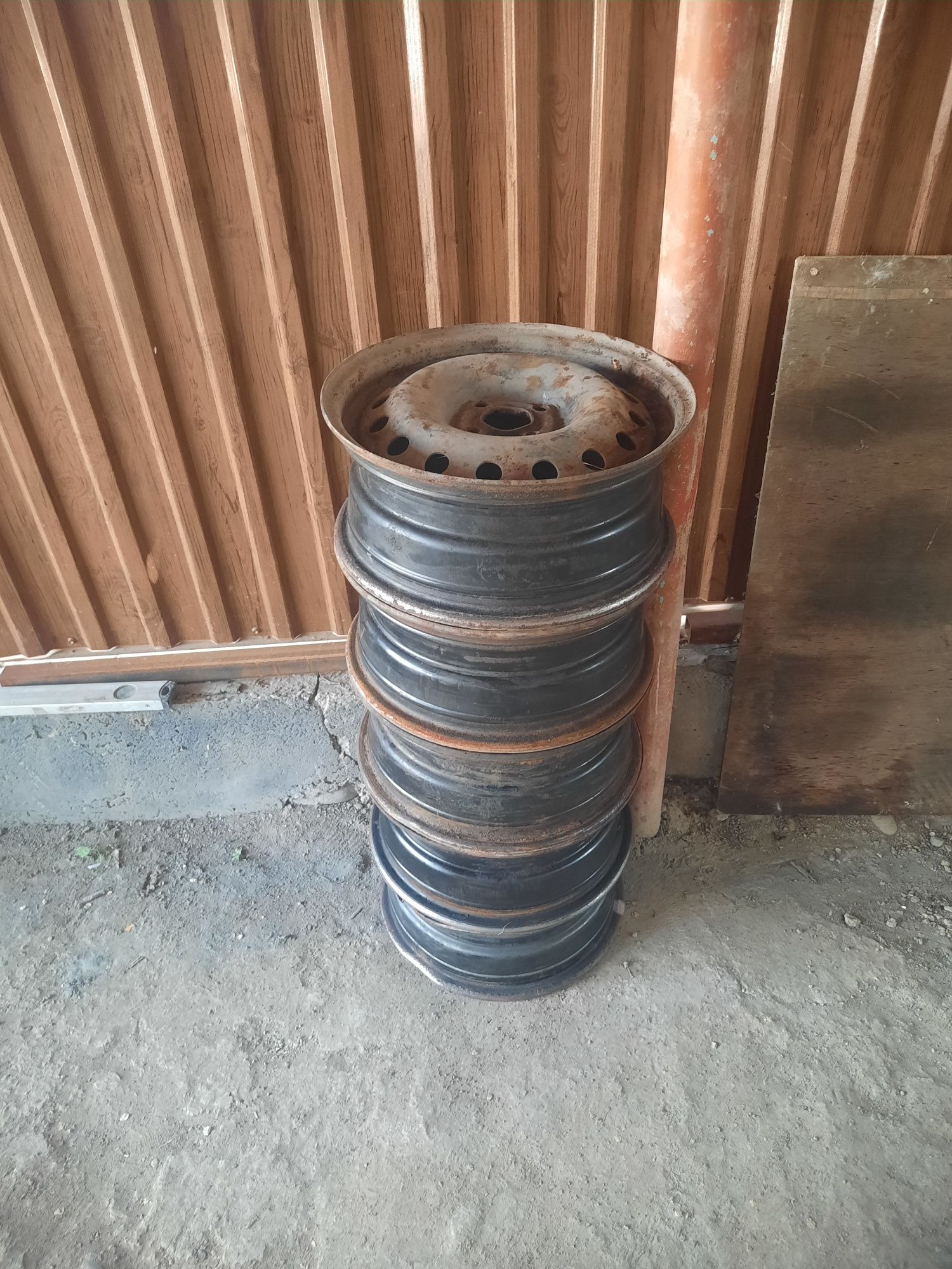 Диск продам размер 15
