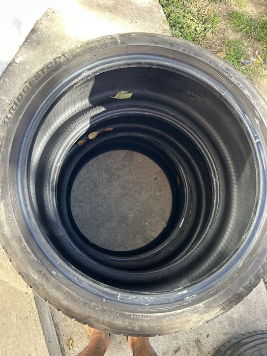 255 35 19 Bridgestone vara dot 2023