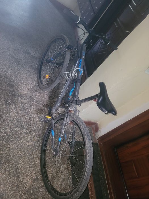 Bicicleta rockrider ST100
