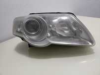 Far dreapta VW Passat 2010