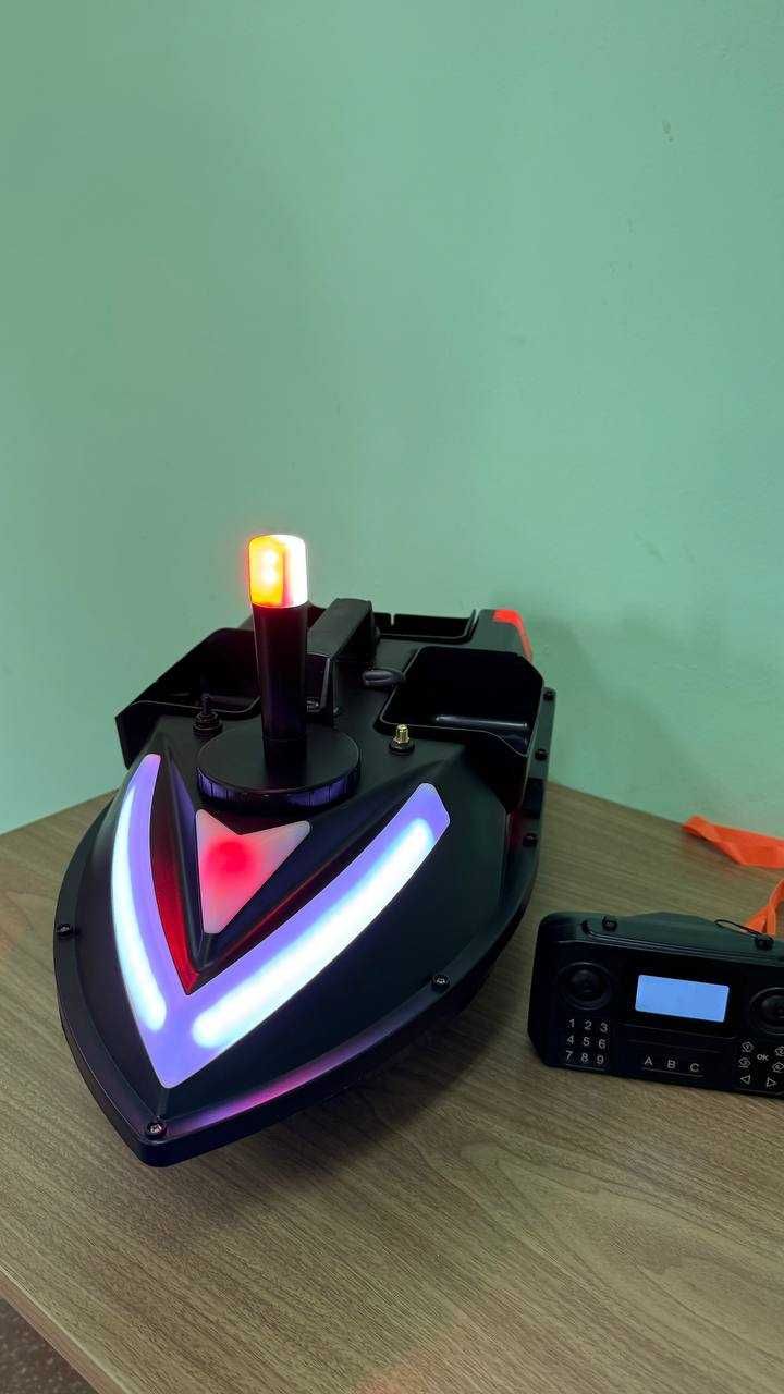 Лодка За Захранка ZV6 GPS-100 Точки 3 Изхвърлящи Коша Най-Новия Модел