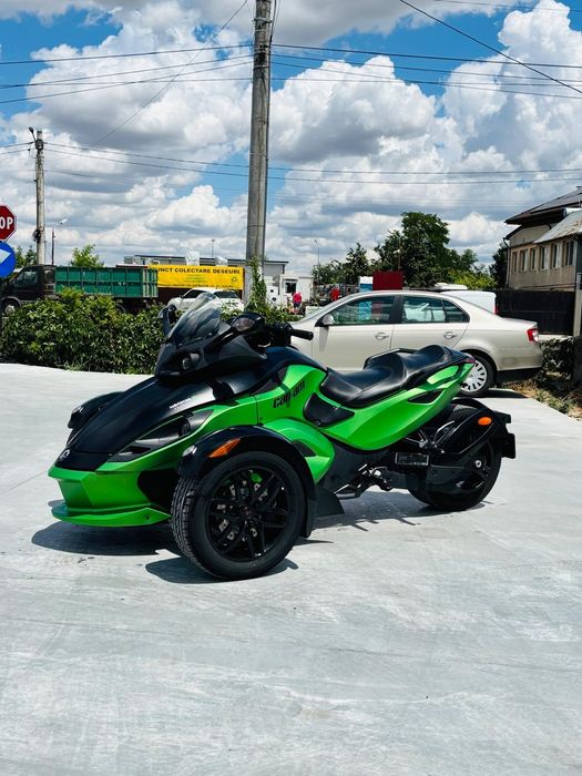 Can Am Spyder RS-S