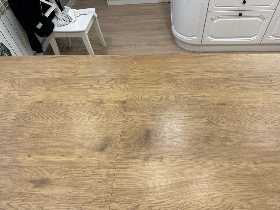 Трапезна маса Capital