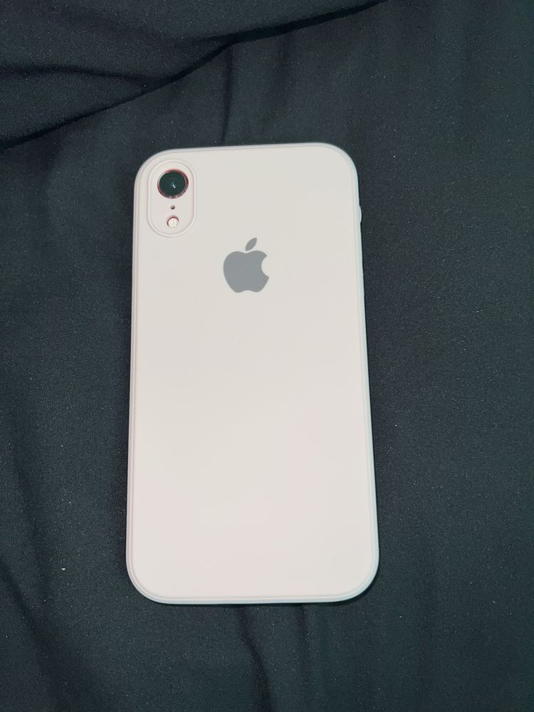 Iphone XR  сатылады