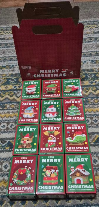 Lego mini blocks Christmas Box 12 figurine de Craciun!