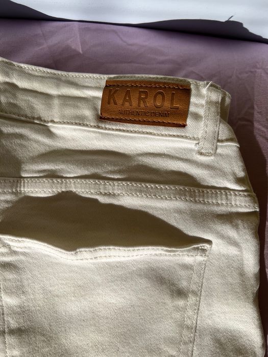 Бели дънки KAROL
