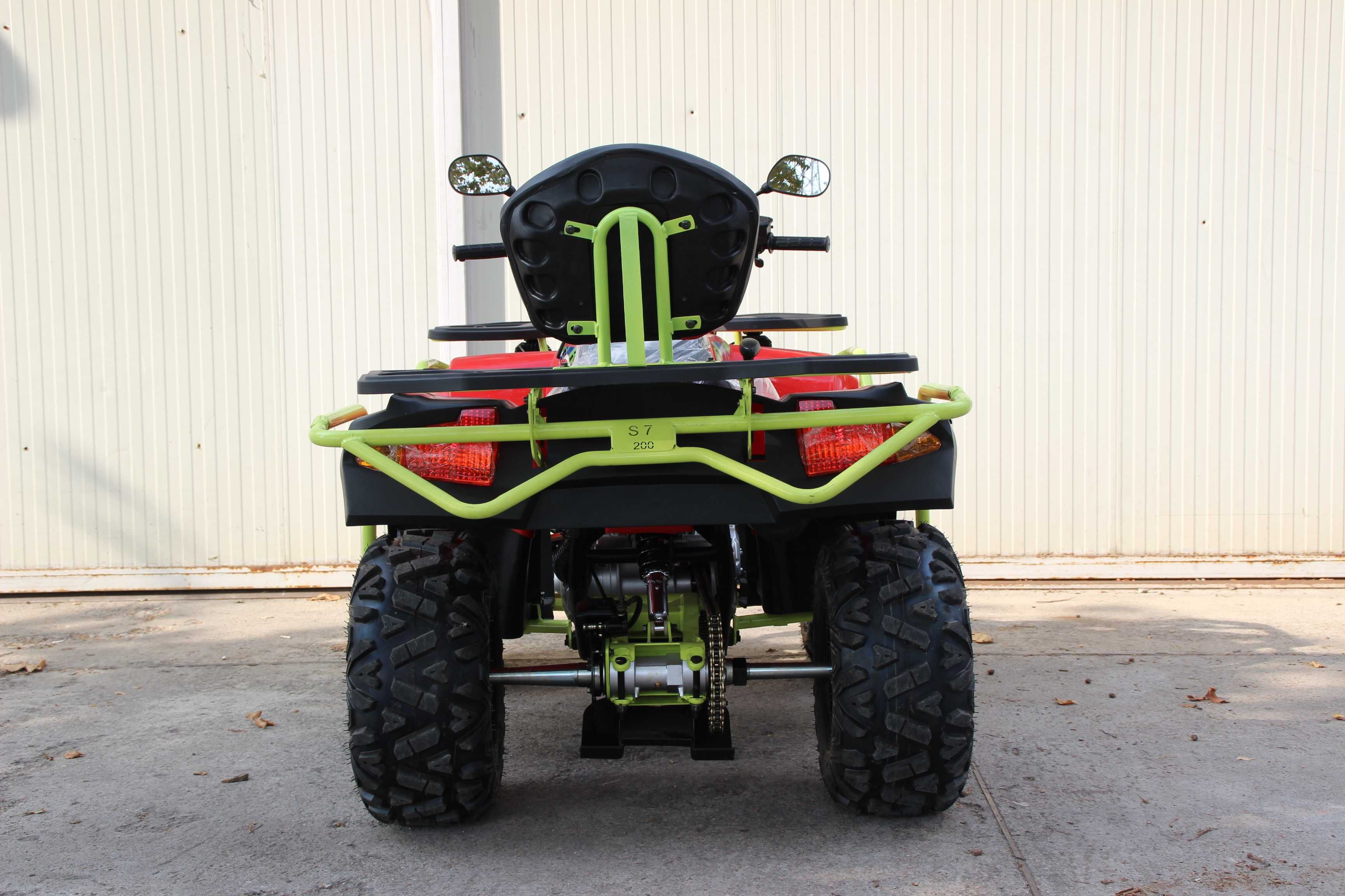 Бензиново ATV 200cc MaxMotors BruteTourist Rollbar