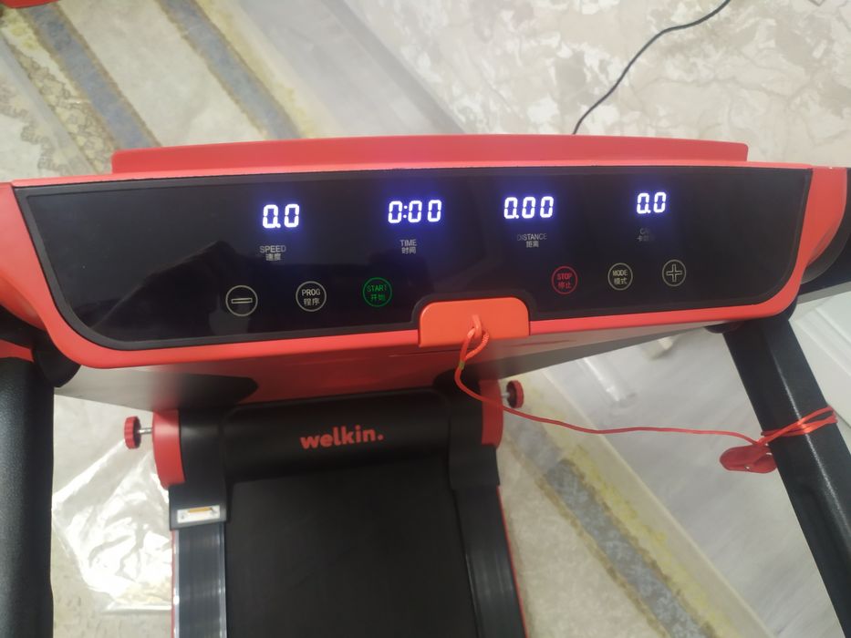 Продается Беговая дорожка Welkin I8 Red