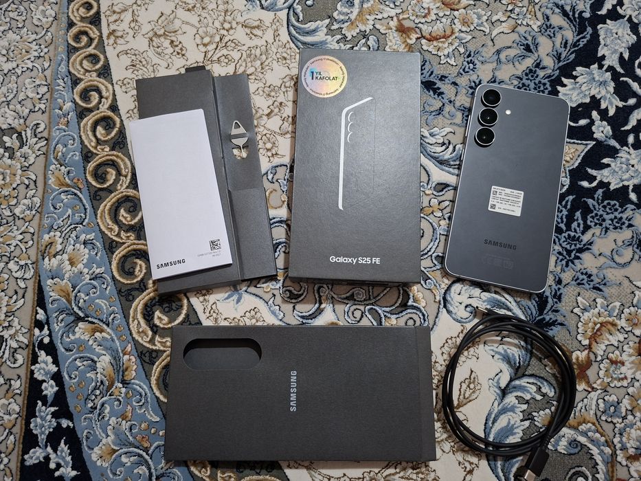 Samsung S25 FE..