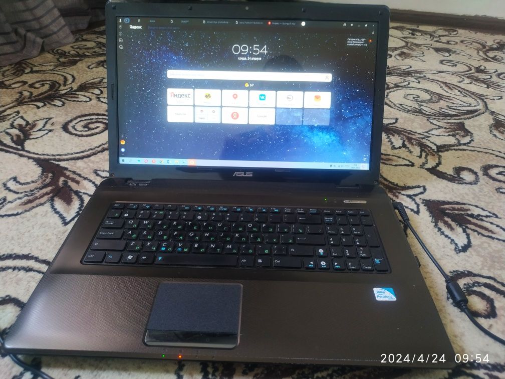 Noutbuk sotiladi Asus k72f holati yaxshi